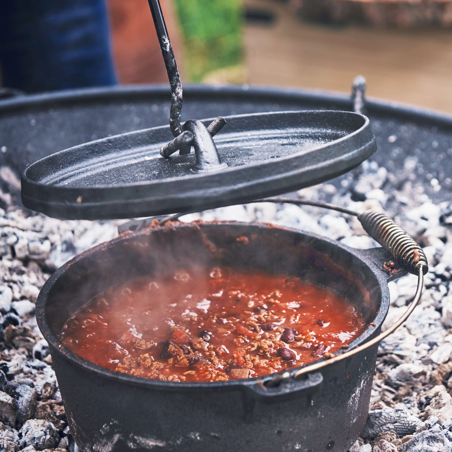12QT Pre-seasoned Dutch Oven - Lip Lid, Flat Base