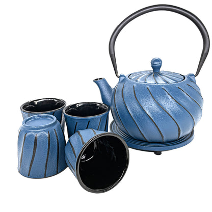 Cuisiland Cast Iron teapot with 4 Cups 1 Trivet Set- Enameled Interior and Stainless Steel Infuser